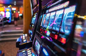 depo50 Kemenangan – member merayakan kemenangan jackpot slot dan kasino live dengan proses penarikan cepat